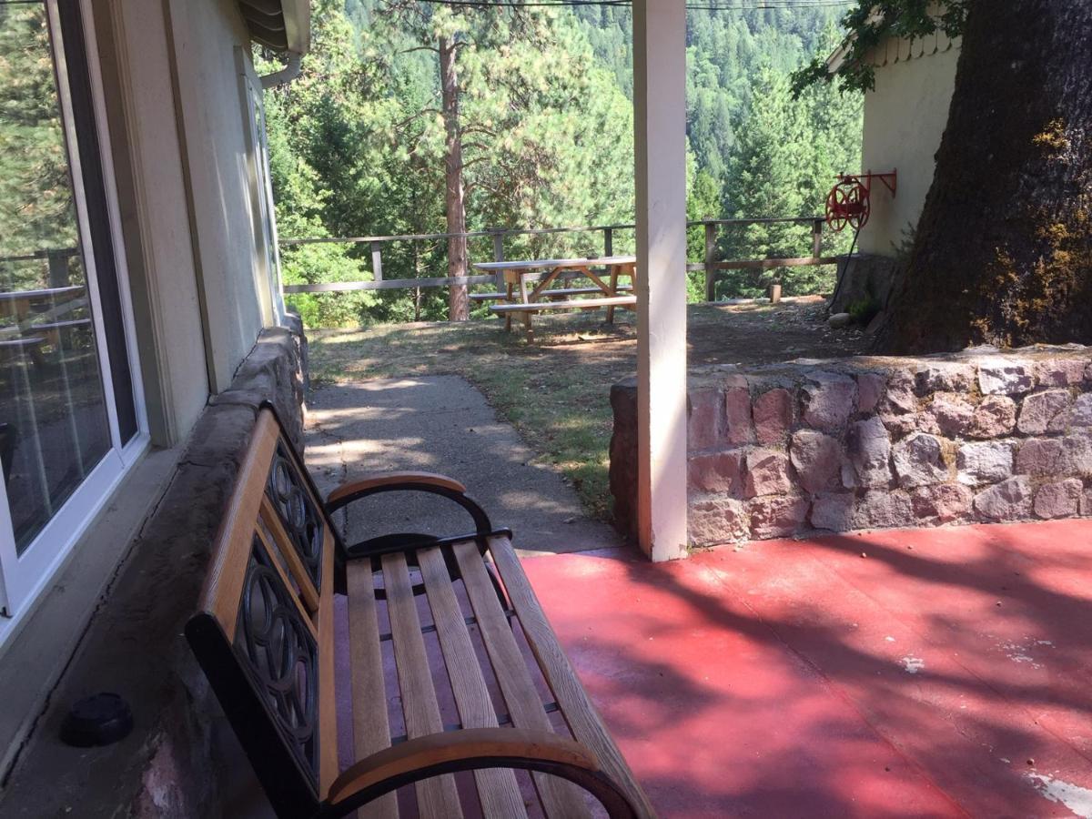 Dunsmuir Lodge Exterior foto